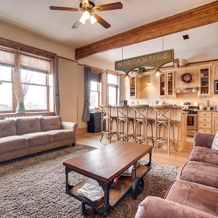 Vintage Downtown Laramie Apartment With Deck! Extérieur photo