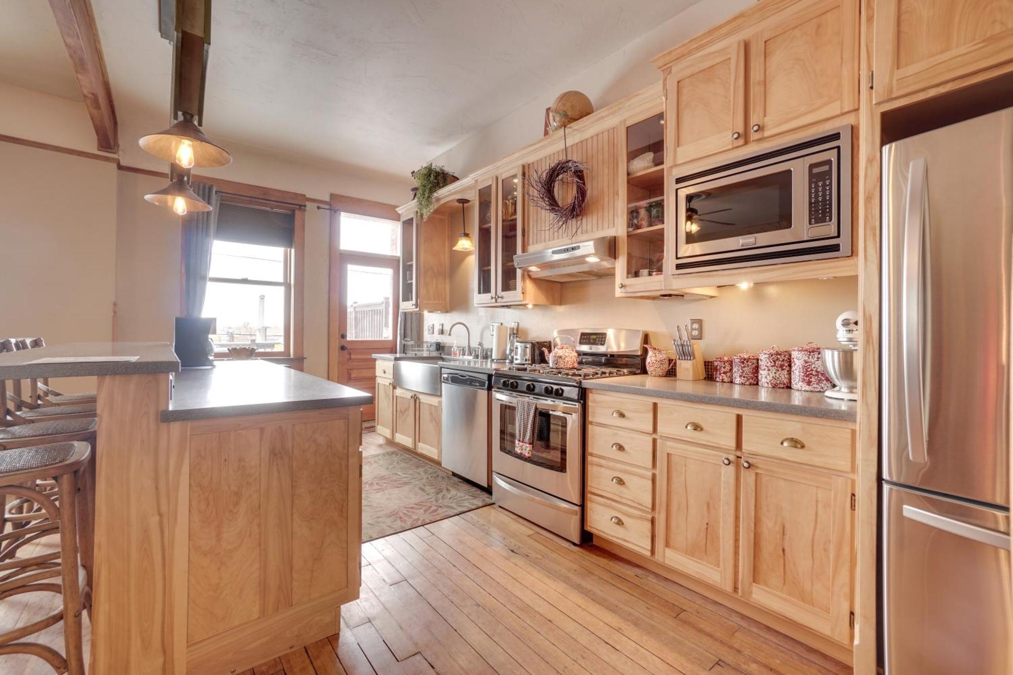 Vintage Downtown Laramie Apartment With Deck! Extérieur photo